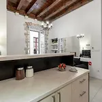 Niko, Appartement *